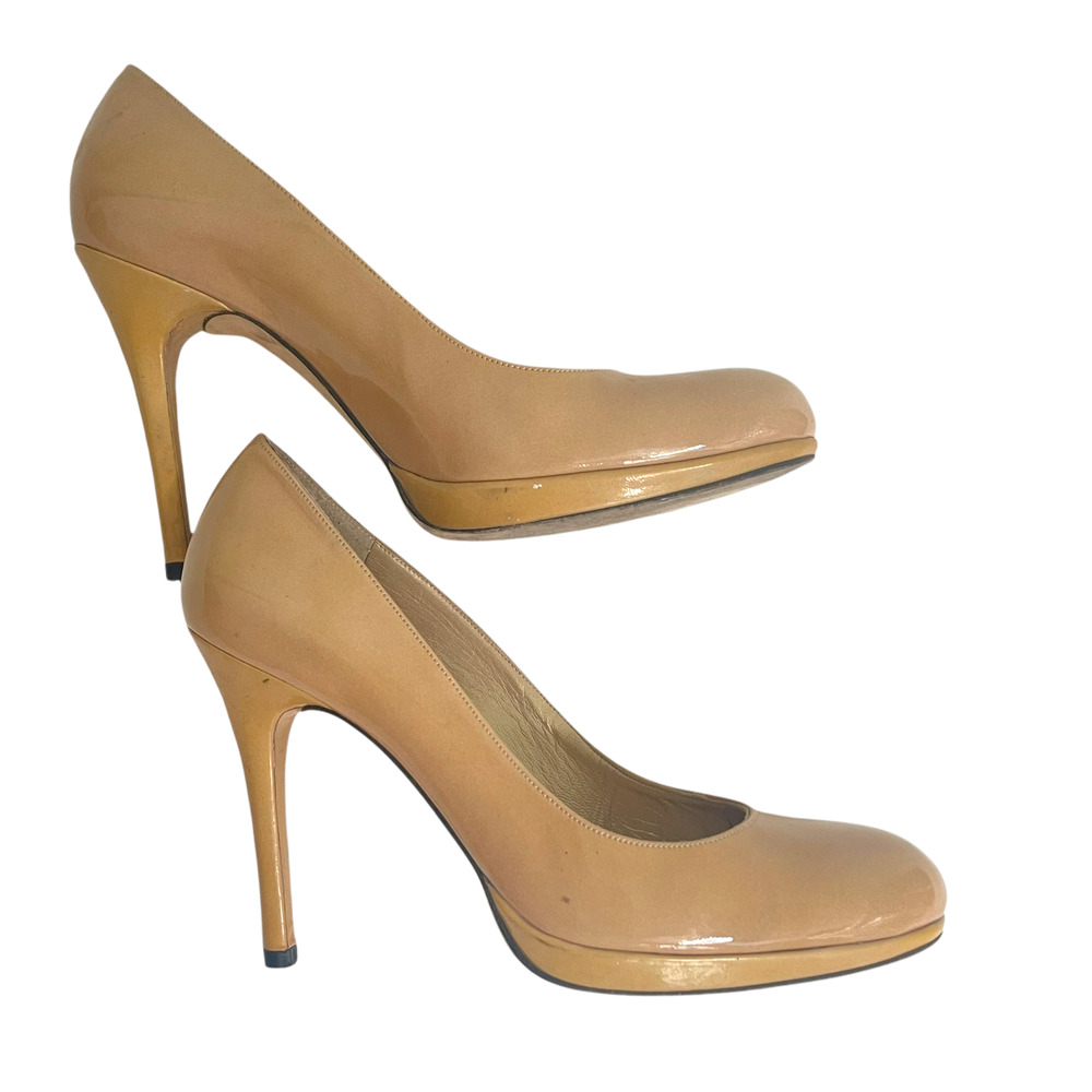 Stuart Weitzman Round Closed Toe Pumps Heels 7 - image 5